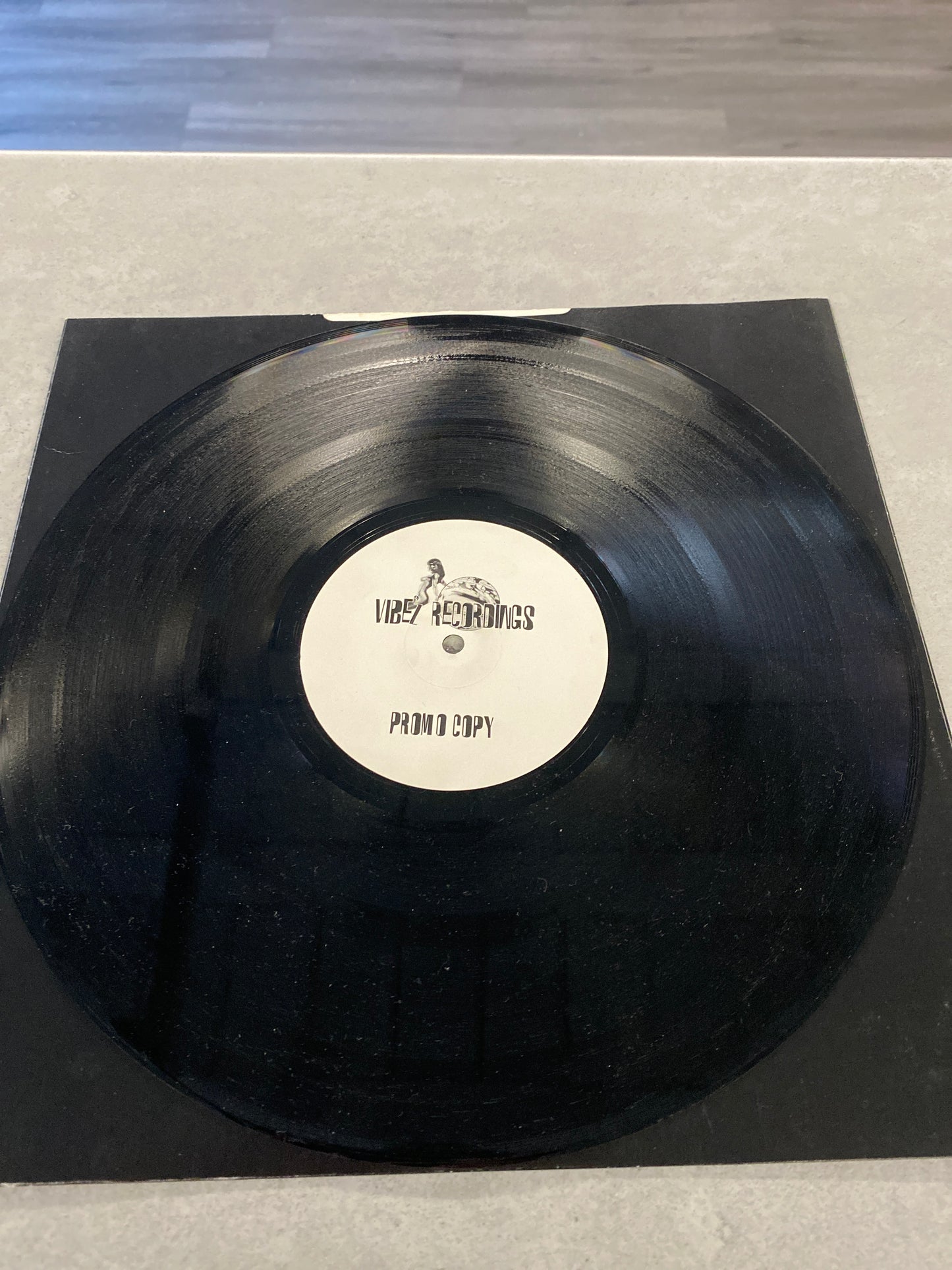 Intense - 1st Contact 12” Vibez 008 EX