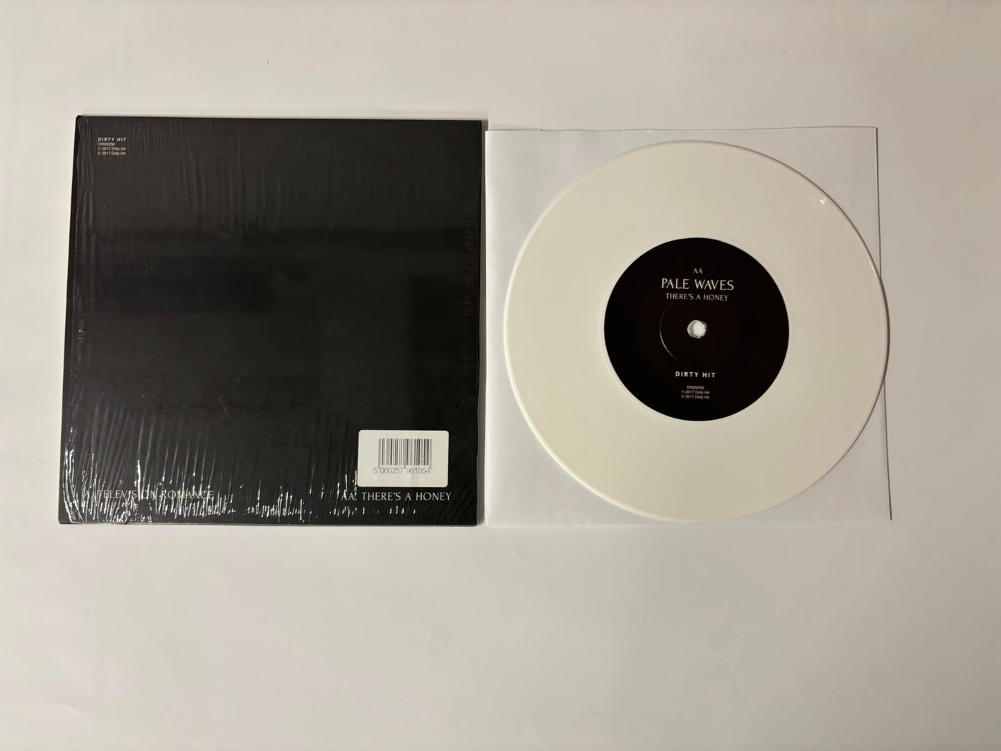 Pale Waves - Television Romance : Signed : 7"