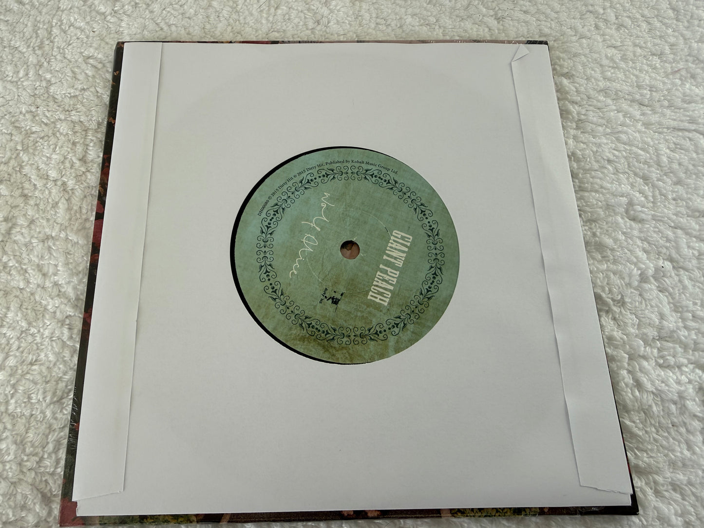 Wolf Alice – Giant Peach : 7”