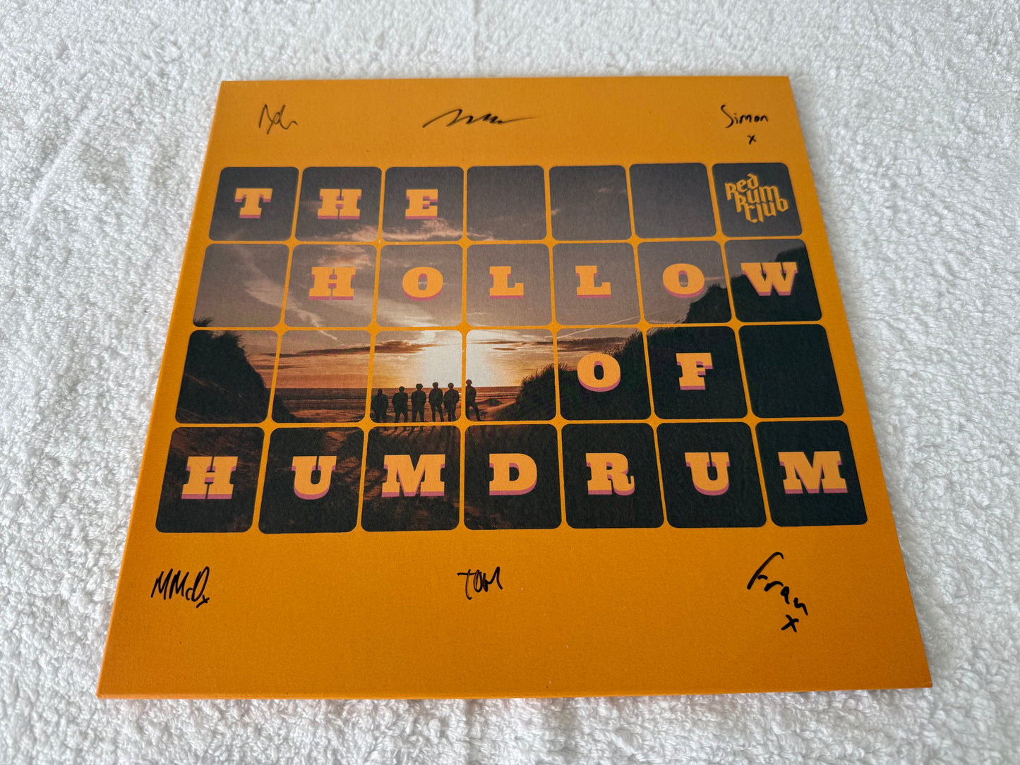 Red Rum Club – The Hollow Of Humdrum : LP
