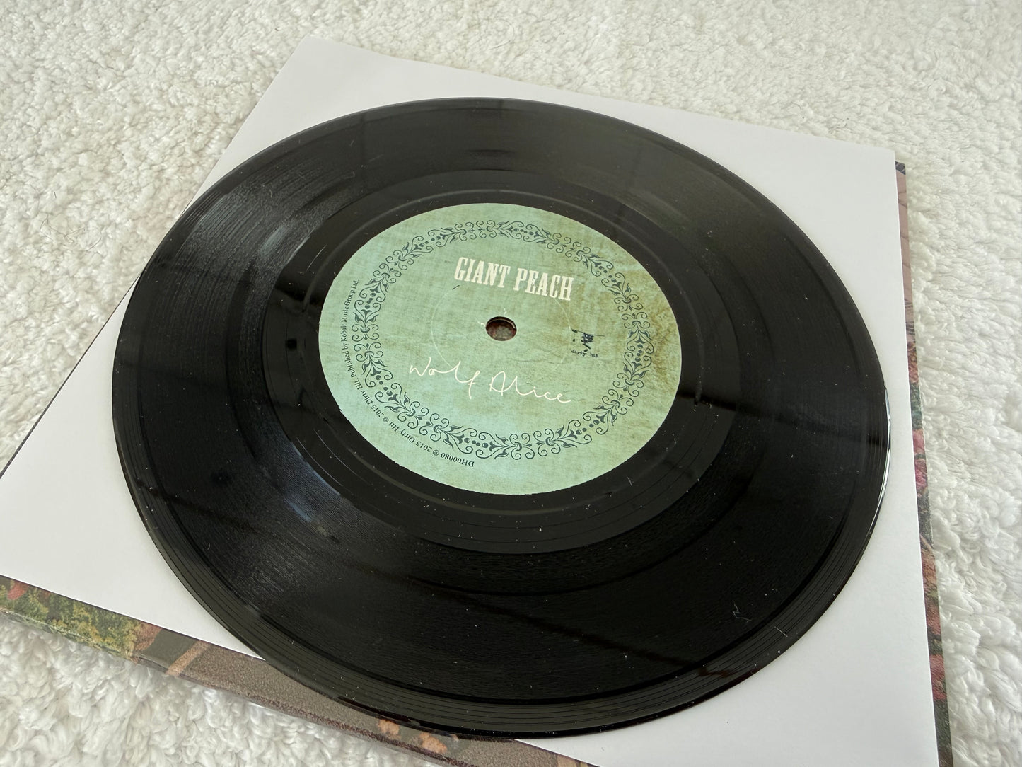 Wolf Alice – Giant Peach : 7”