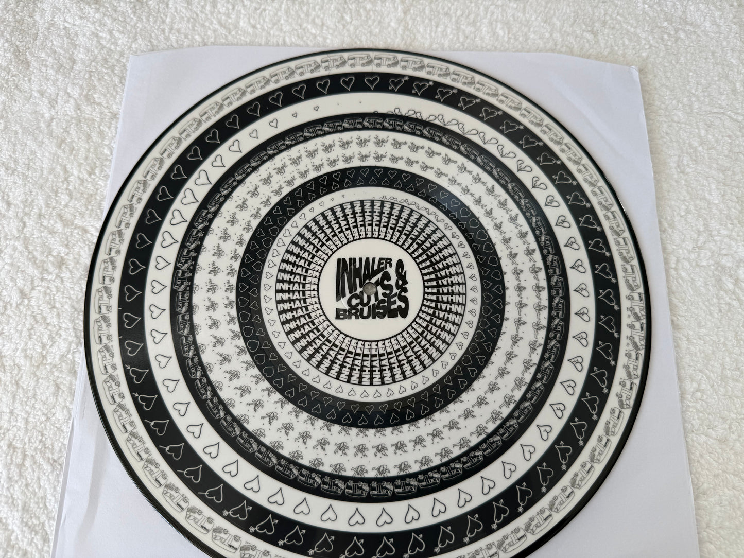 Inhaler – Cuts & Bruises : LP