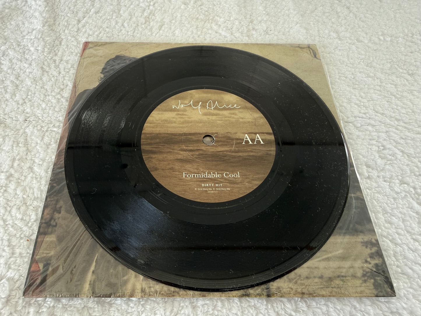 Wolf Alice – Space & Time / Formidable Cool : 7”
