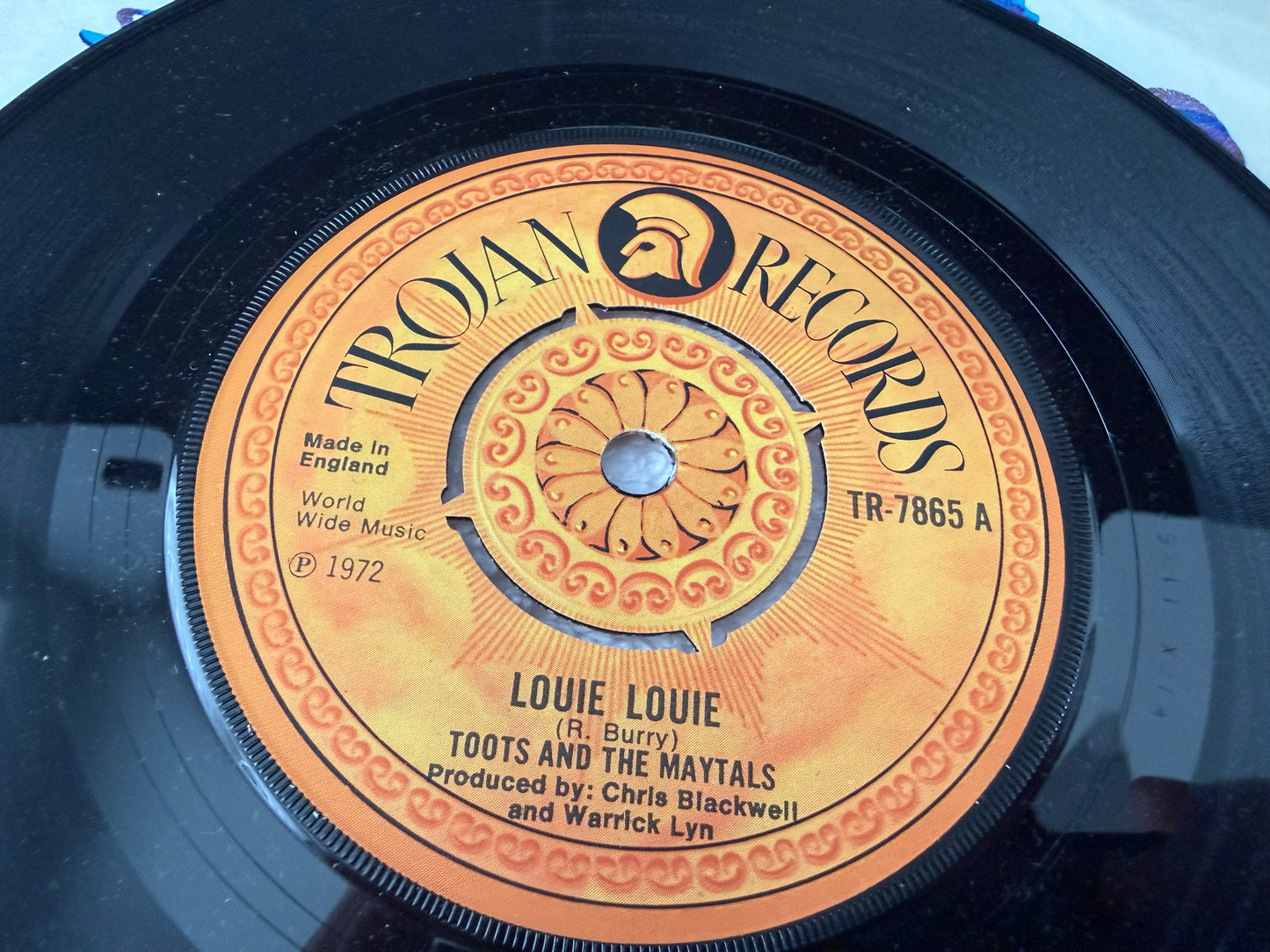 Toots And The Maytals – Louie Louie / Pressure Drop '72 : 7”