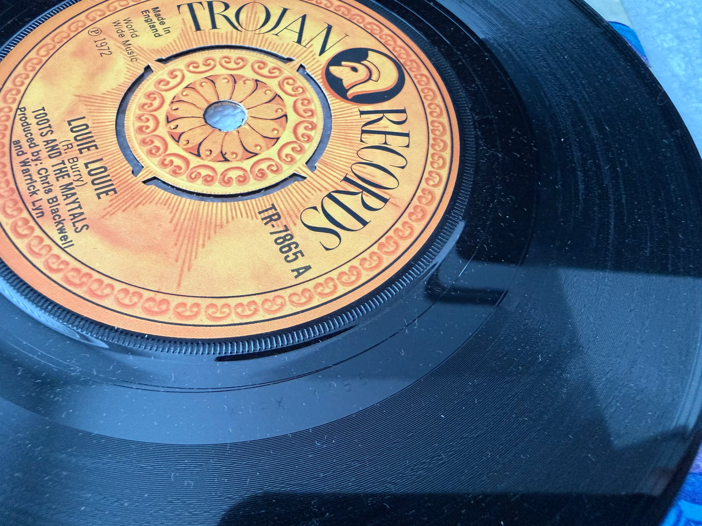 Toots And The Maytals – Louie Louie / Pressure Drop '72 : 7”