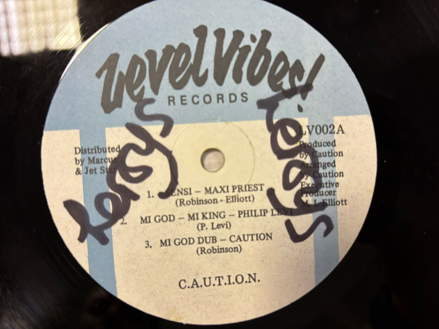 Level Vibes 12”!- Various Artists (See Picture)