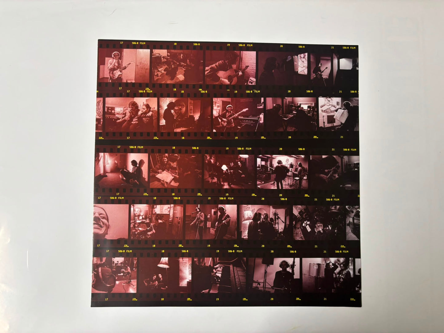 The blinders - Columbia : Signed