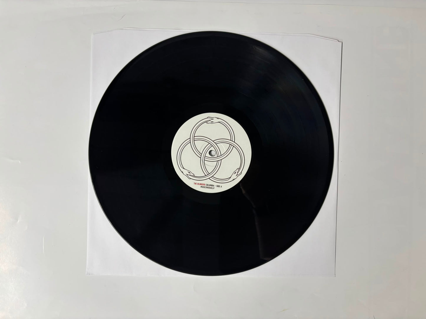 The blinders - Columbia : Signed