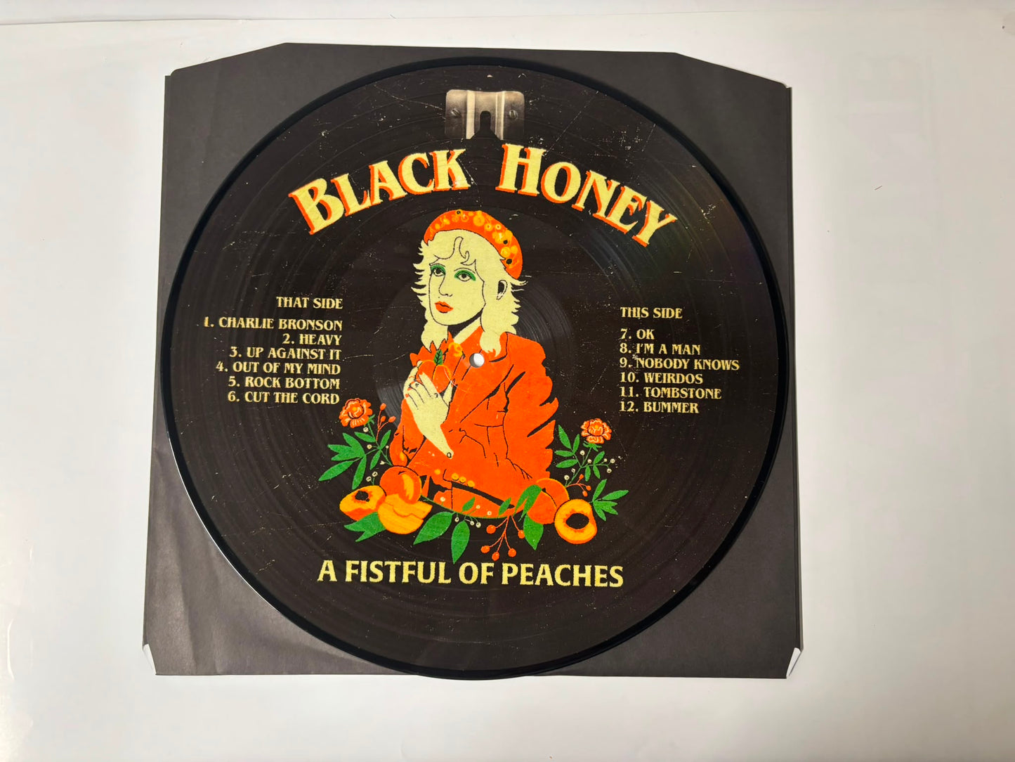 Black Honey - A fistful of peaches